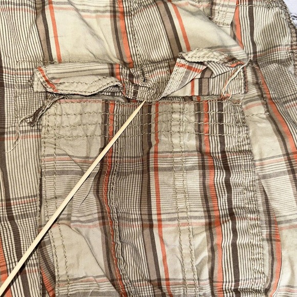 Men’s Ecko Unltd Beige Orange Plaid Cargo Shorts Size 38 - Picture 7 of 8